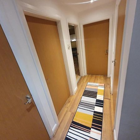 Two Bedroom Apartment, Free Parking, Close To Uclan And Free Wifi Preston  Exterior foto