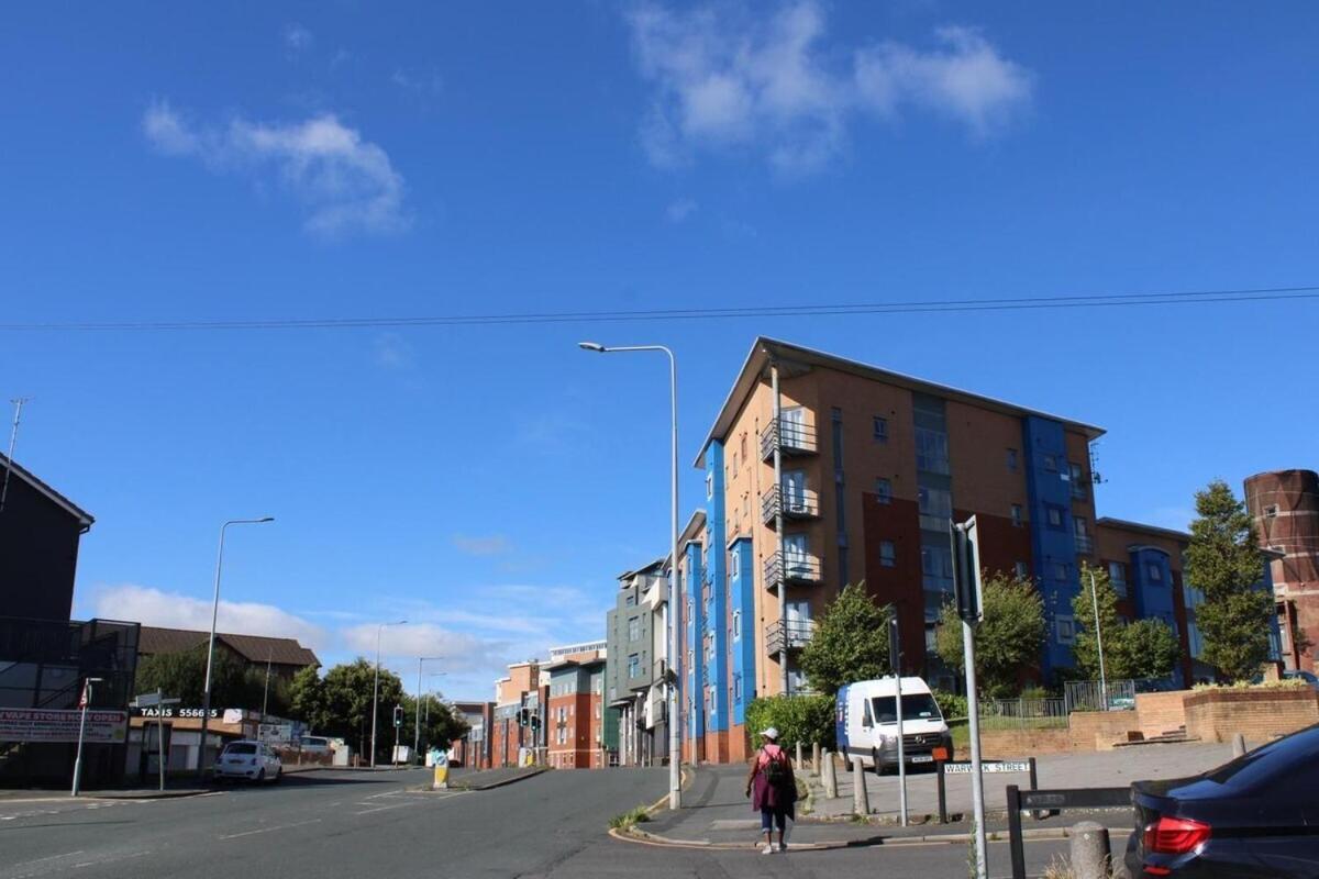 Two Bedroom Apartment, Free Parking, Close To Uclan And Free Wifi Preston  Exterior foto