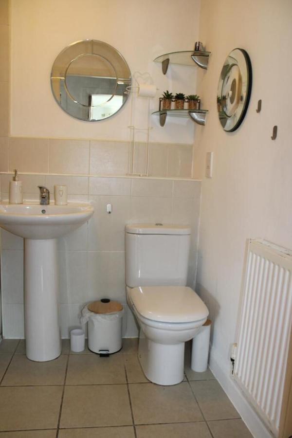 Two Bedroom Apartment, Free Parking, Close To Uclan And Free Wifi Preston  Exterior foto